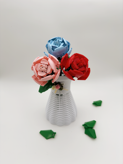 Vase mit 4 Rosen (gleichfarbig)